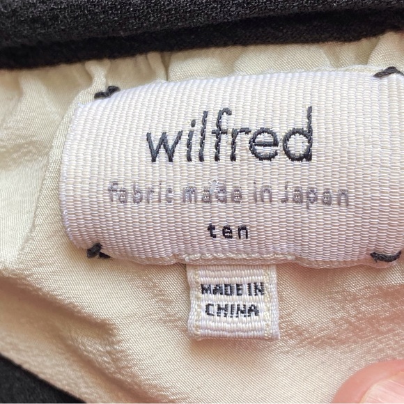 Aritzia Wilfred Chavelier Blazer Black Size 10 Japanese Crepe Pockets Unlined - Picture 9 of 15